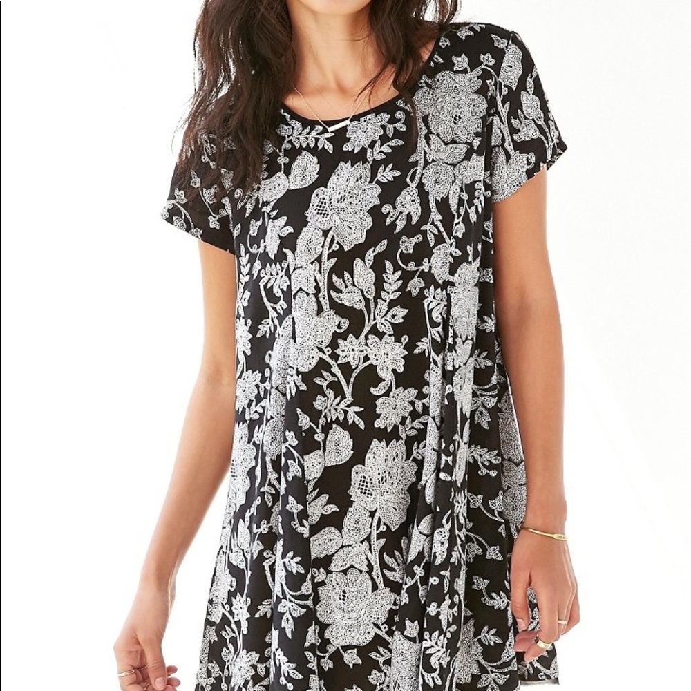 Silence + Noise Witchy Black Floral Dress